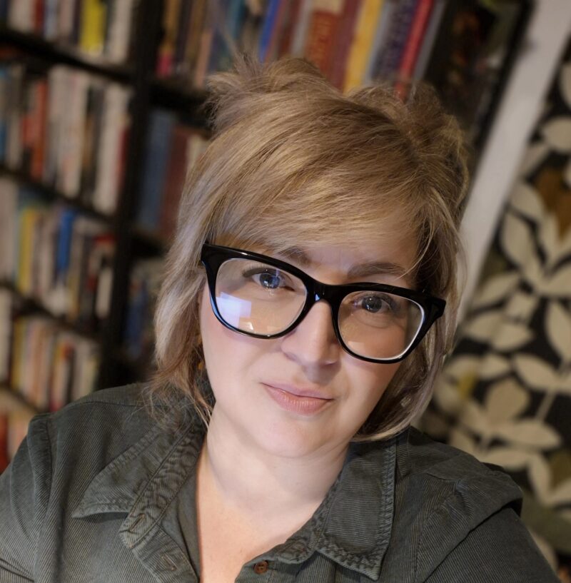 Kelly Alexander (author), represented by Daisy Parente
